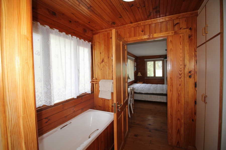 To Let 3 Bedroom Property for Rent in Kleinmond Western Cape